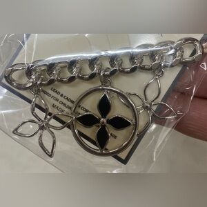 Silver or Gold Flower Brooch